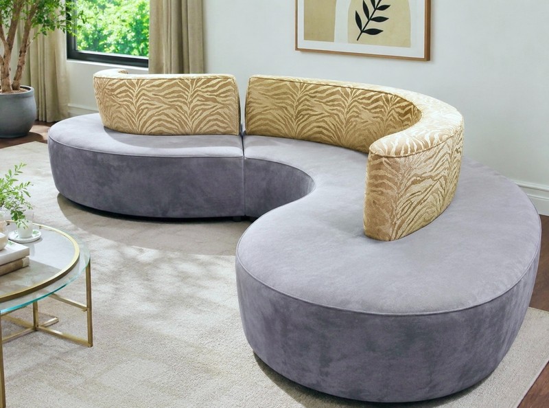 Vintage Postmodern Serpentine Conversation Sofa in the style of Vladimir Kagan