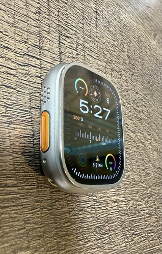 Apple Watch Ultra 1ère génération 49 mm titane, LTE/GPS, débloqué - Photo 11 sur 14