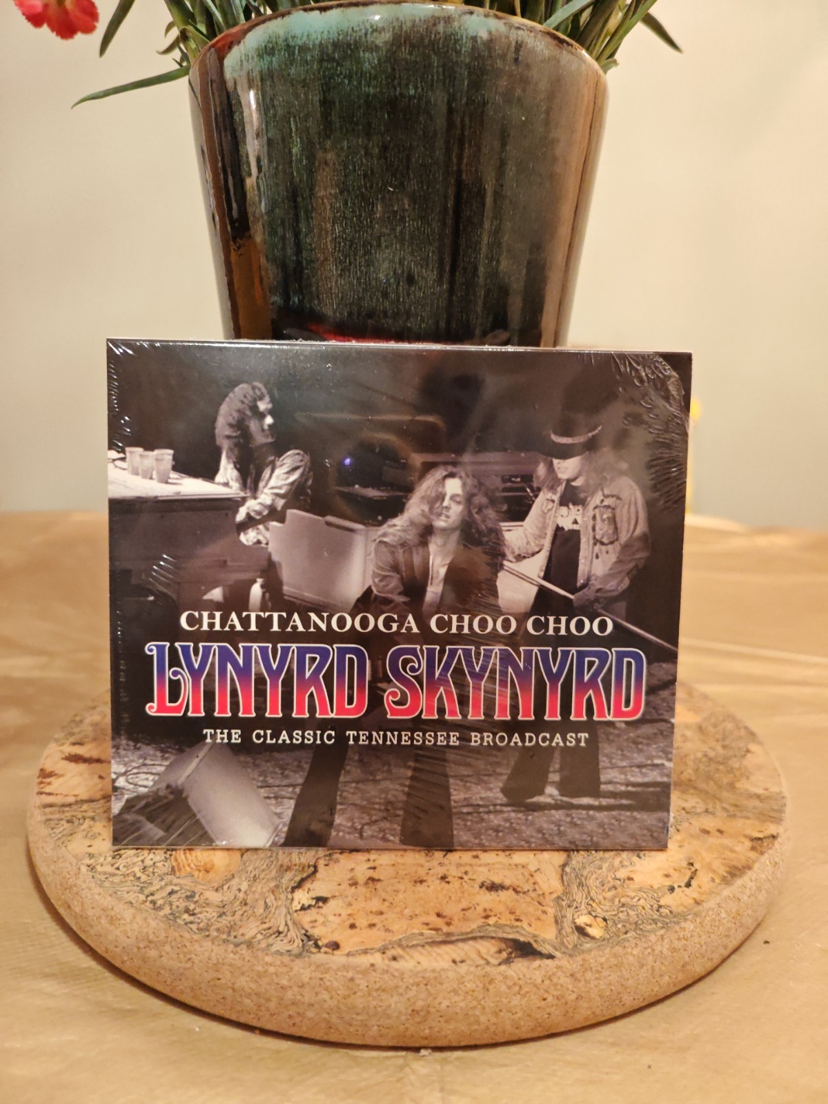 LYNYRD SKYNYRD -CHATTANOOGA CHOO CHOO/THE CLASSIC TENNESSEE BROADCAST CD. NEW