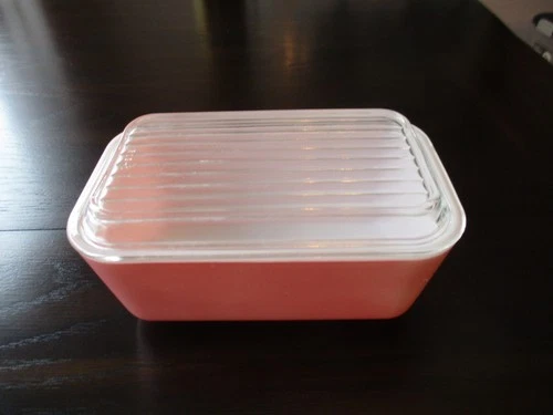 Vintage 0502 Pyrex Pink Refrigerator Dish with 502-C Lid