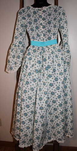 2 Piece~VICTORIAN~Colonial~REENACTMENT~Long Dress~IVORY~Blue FLOWERS~Lace~SMALL - 第 9/11 張圖片