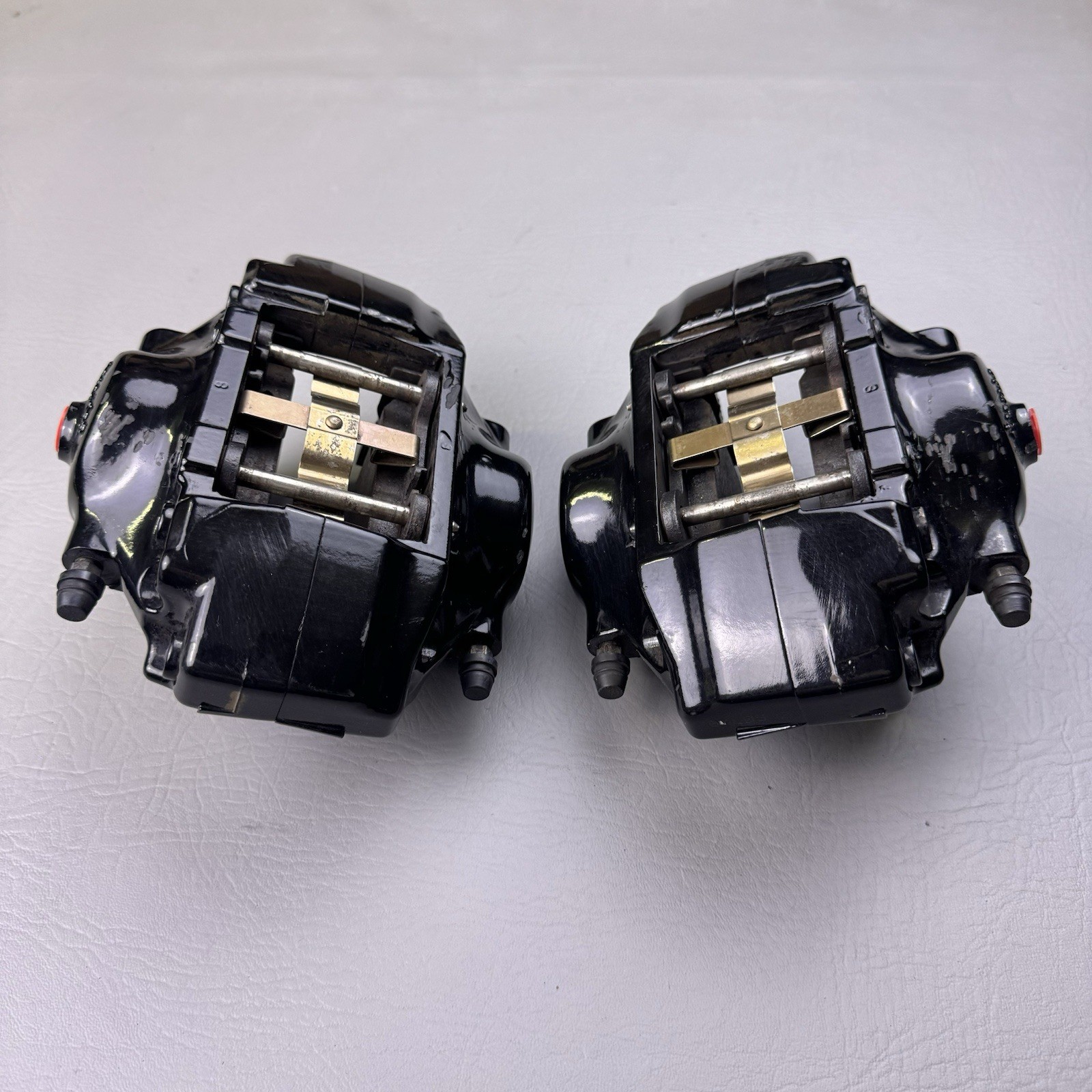 03-06 Maserati Quattroporte Rear Left & Right Brake Caliper Calipers Set OEM