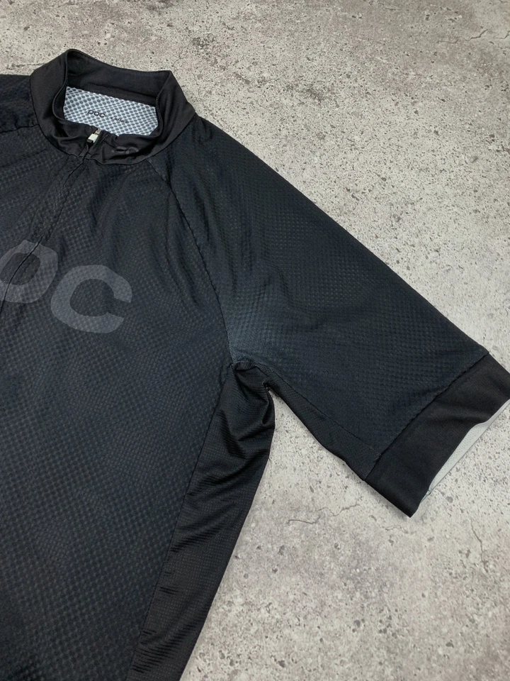 Camiseta masculina de ciclismo POC zíper completo manga curta tamanho G preta - Imagem 3 de 4