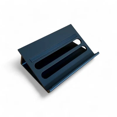 COLD EARTH INDUSTRIES Guitar Pedal LITE 30 Degree Desktop Stand 200MM Width | 3D Printed Stand