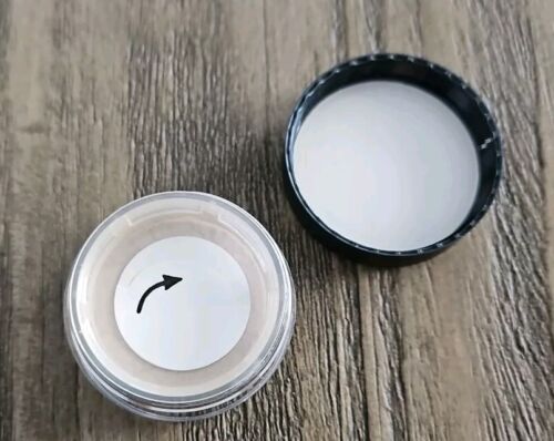 bareMinerals~EMBRACE~ DISCONTINUED Eyeshadow *NEW* Full Size .28g Rare! Sealed - Picture 3 of 3