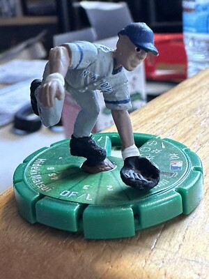 HIDEKI MATSUI 2004 TOPPS MLB SPORTSCLIX GAME PIECE NEW YORK YANKEES GREEN BASE