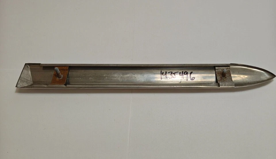 Dodge Meadowbrook 1953 guardabarros delantero izquierdo lado moldura cromada 1435496 nuevo en stock Foto 4 de 4