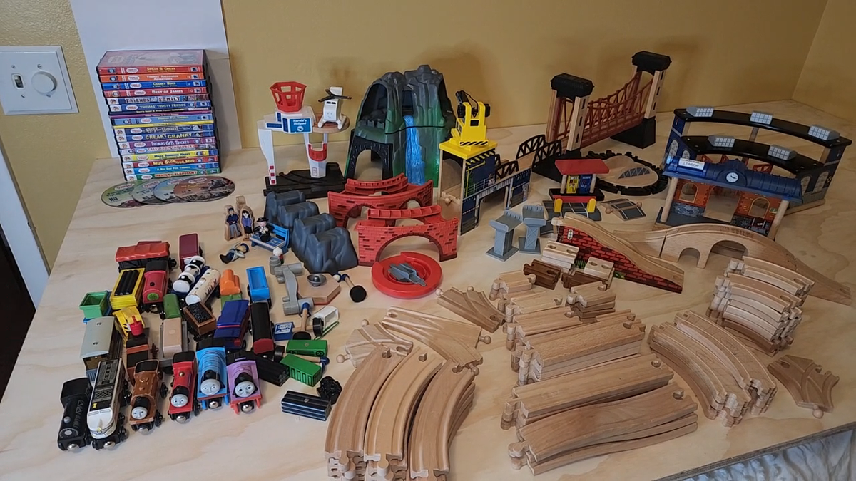 Wooden Train Imaginarium Mountain Rock Train Set Thomas Train Set  Imaginarium Mountain Rock Wood Kit Kid, image size:1200x675