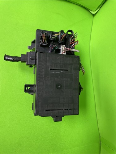 07 08 FORD F150 FUSE RELAY JUNCTION BLOCK BOX 7L3T-14A067-EA Warranty - Picture 2 of 3