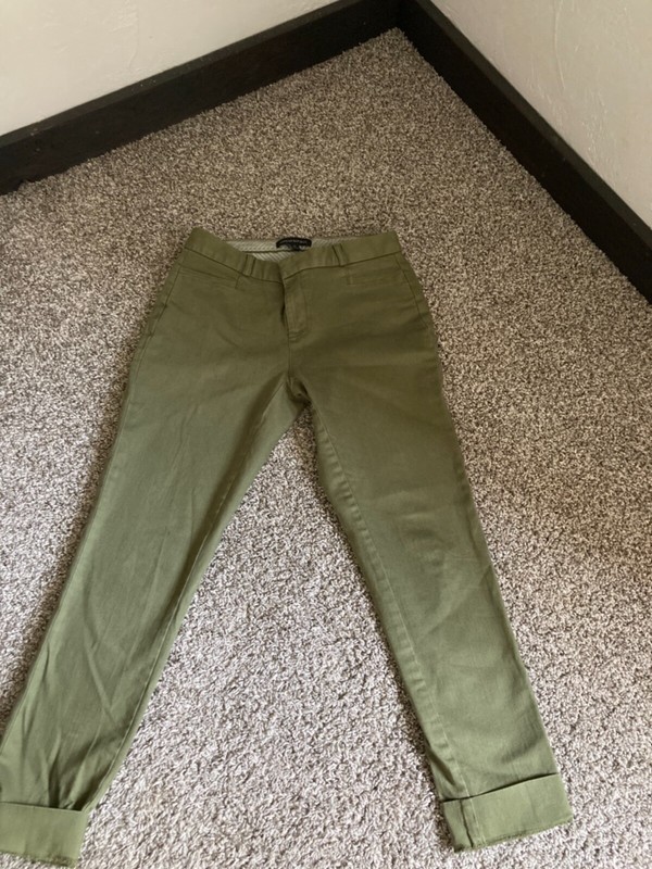 Ladies SIZE 0 Banana Republic Slim Sloan Fit Colored Jeans Excellent Condition 