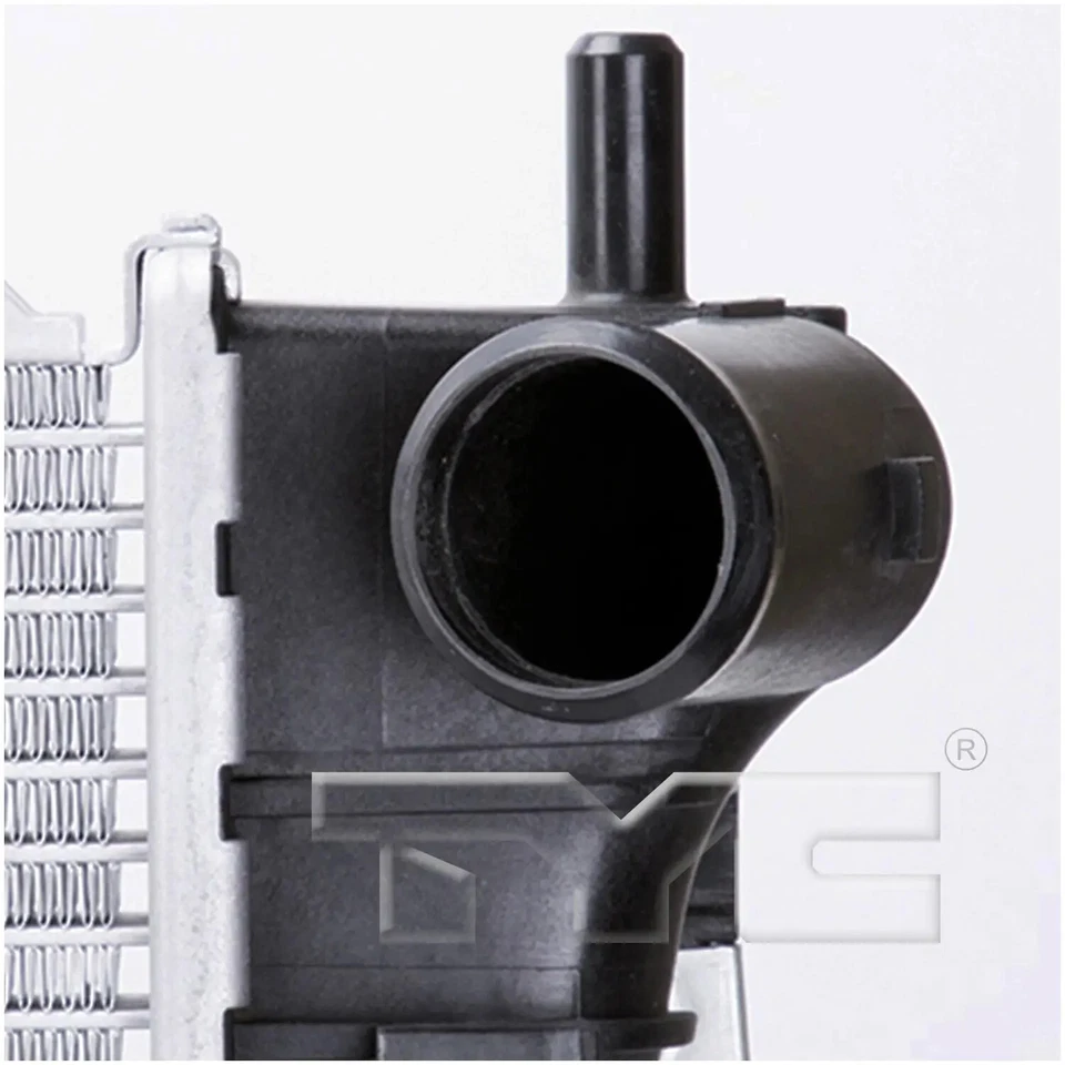 TYC 13307 散热器组件适用于 13 - 16 福特林肯 MKS 金牛座 — 第 2/4 张图片