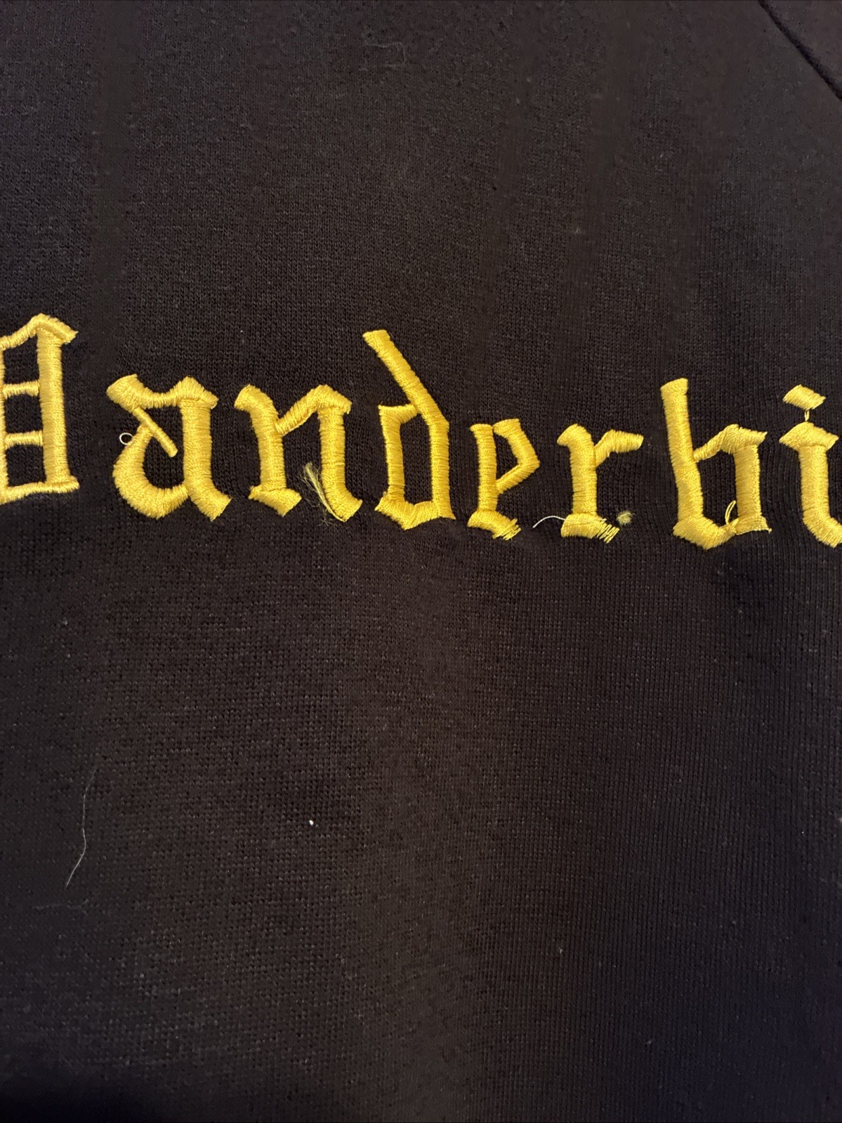 Vintage Embroidered Vanderbilt Logo7 Sweater Size… - image 3