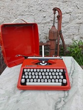 HERMES BABY TYPEWRITER. PICA FONT. SEAFOAM GREEN. SPANISH Ñ.  BRAZIL 1977