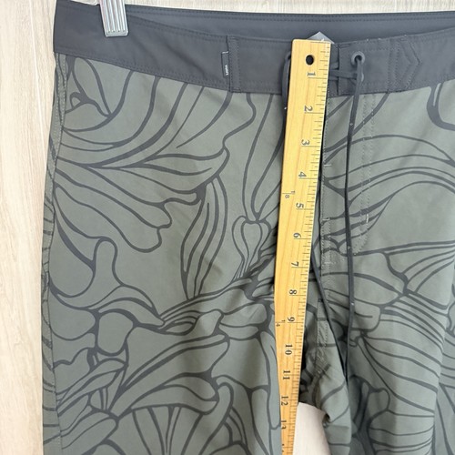 Pantalones Cortos Vuori Para Hombres 30 Infinity Boardshort Bañador Bermudas Verde Abstracto - Imagen 11 de 13