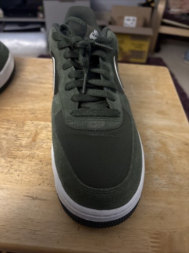 Nike Air Force 1 Low Carbon Green UK Size 9 - Excellent Condition 488298-316 - Picture 9 of 17