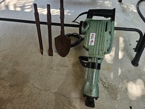 demolition hammer