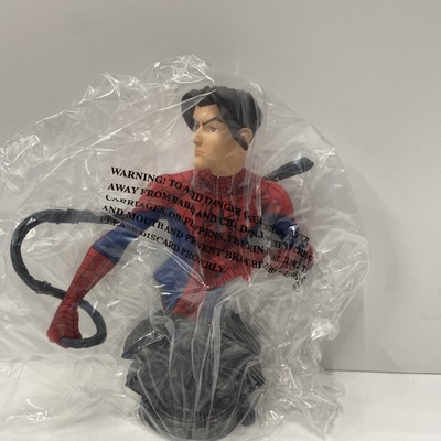 Ultimate Spider-Man Bust Diamond Select Toys Peter Parker 2500 Tower Records Ex