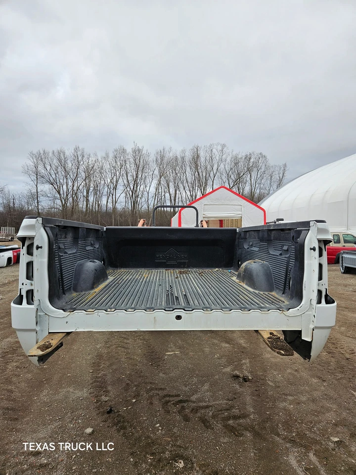 2014-2019 Chevrolet Silverado 1500 2500 3500 HD 6' 6" Short Bed - Image 3 of 4