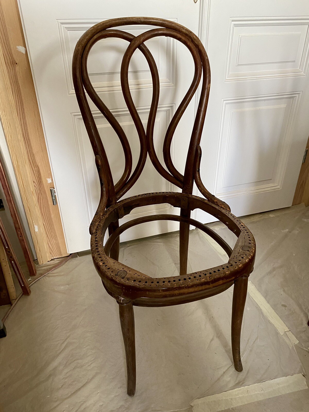 Thonet Bugholz Stuhl Nr. 24