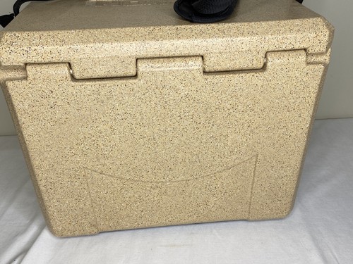 Canyon Hard Cooler Outfitter 22 Qt Sandstone Brown Camping Outdoor EUC - Picture 7 of 8