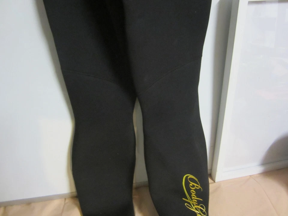 Body Glove Eos wetsuit womens Size 7/8 Black  Fullsuit Back Zip great shape! - Image 4 of 4