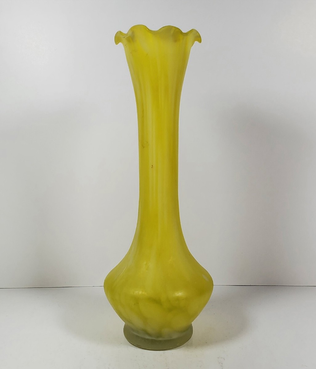 Old Rare Vintage Fenton Style Glamorous Fancy Posh Decor Banana