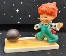 VTG Goebel Charolet Byj Figurine "Strike" #1 W. Germany 1957 4.5"x4" 1957