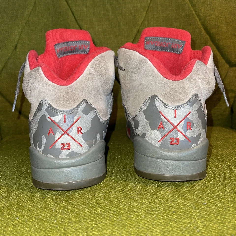 Talla 8 - Zapatos Air Jordan 5 Retro P51 Gamuza Camuflados (136027-051) Foto 3 de 4