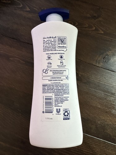2 - Vaseline Intensive Care Sensitive Skin hypoallergenic, 20.3 fl oz - Picture 3 of 4