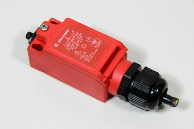 Allen-Bradley Guardmaster 440P-CDPS11E Limit Switch Safety Switch | eBay