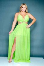 Maxi Dress SIZE 2X Bright Green WOMENS PLUS Spaghetti Straps PADDED BRA Chiffon