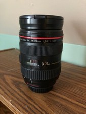 Canon 24-70mm f/2.8L USM Macro EF Mount Lens w/caps