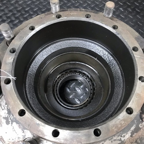 42411-42650-71 Mozzo asse 424114265071 Toyota 7FGCU25 Riferimento# 4201-41 - Foto 3 di 4