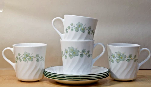 Corning Corelle Green Callaway Ivy Swirl Cup and Saucer - Set of 4