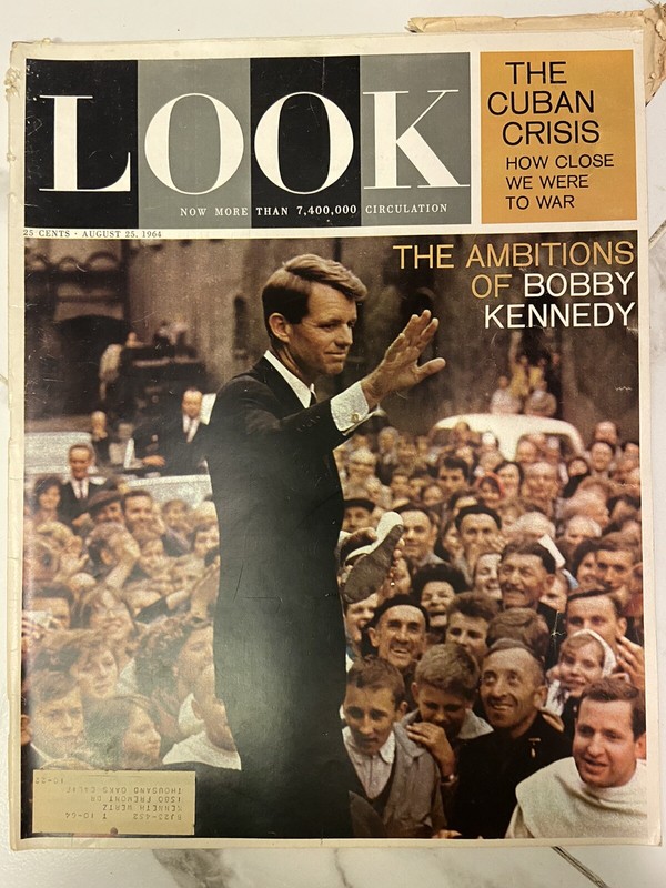 Vintage Look Magazine August 25 1964 Bobby Kennedy Cuban Crisis (Print Flaw)