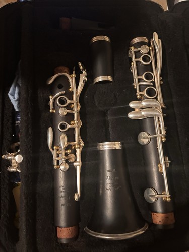 Yamaha YCL-650 Bb Soprano Clarinet Closed Hole Wood Matte Black w/ Case