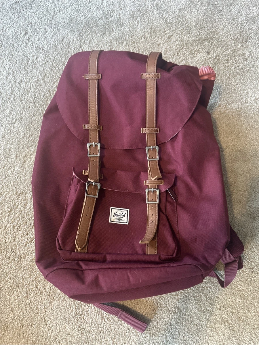20 inch travel backpack Nomatic (Olive, 20L) KAVU Yoho Sling Rucksack day trip. Style:Basecamp Orange rhinestone backpack