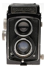 Rolleicord TLR Camera with Carl Zeiss Triotar 75mm Lens