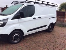 2023 Transit Custom 5 Seats Low Milage roof rack