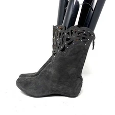 Earthies Gray Suede Raaka Boots Women's Size 7