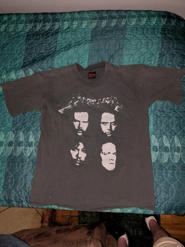 METALLICA • NORTH AMERICAN TOUR • BLACK ALBUM • VINTAGE 1990s vintage concert t-shirt, vintage, single stitch, B+ condition