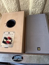 KEF Cresta 10 bookshelf Speakers Beach