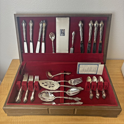 International Deep Silver Flatware Set 48 Pieces WAKEFIELD w/ Chest