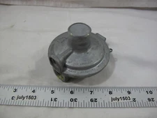 (1) Precimex 3001 Propane Gas Grill Regulator 1/4" Inlet x 3/8" Female Outlet