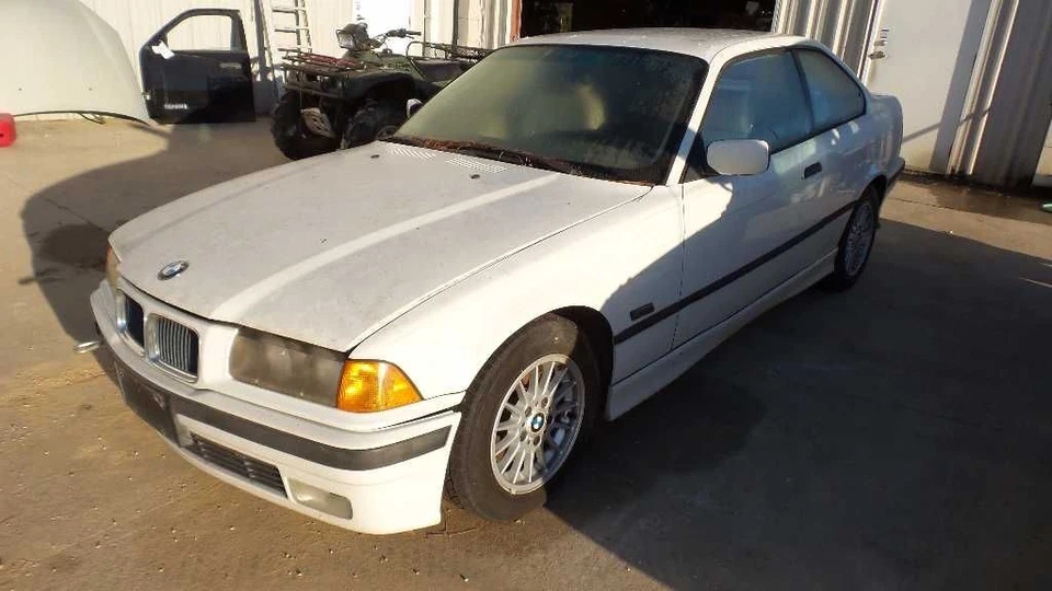 Bomba de refrigerante sedán mercado canadiense compatible con 92-95 01-05 BMW 320i 129303 Foto 3 de 4