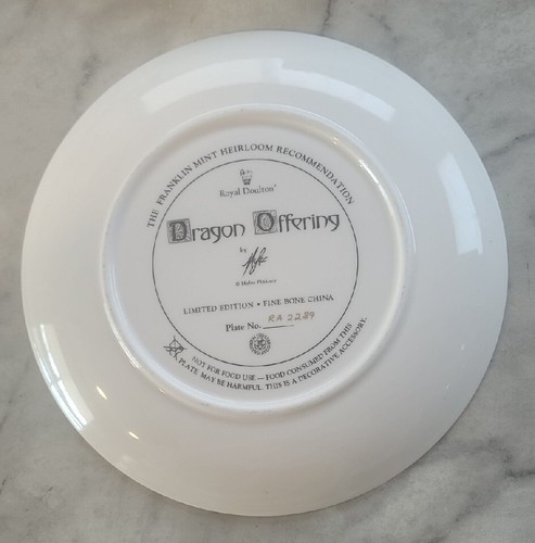 Franklin mint Limited Edition Dragon Plate Set - Offering, Rising, Flight, Lands - Picture 9 of 13