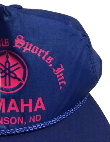 De colección Sombrero Deportivo Cuatro Estaciones Dickinson Dakota del Norte Gorra Piezas Negocios Yamaha ND - Imagen 3 de 12