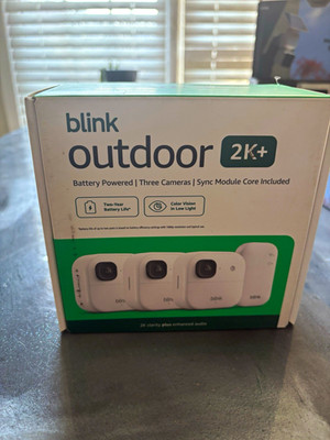 Blink Outdoor 2K+ 3-Cam Kit 2K Wi-Fi Wireless Battery Outdoor w/ Sync Module