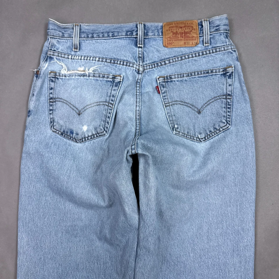 Pantalones de mezclilla sueltos relajados vintage Levis Jeans para hombre 33x34 azul Y2K lavado claro aplastados Foto 4 de 4