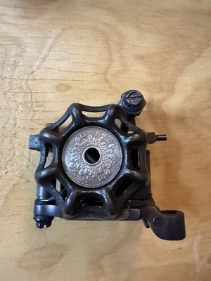 Professional Handmade Tattoo Machine Antique Faucet / Coin Inlay Liner